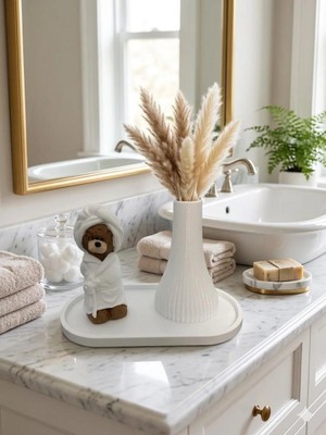 İlya Ada Bornozlu Ayıcık ve Vazo Banyo Seti