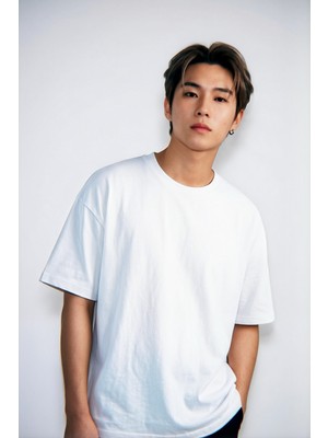 Hoxie Unisex Beyaz Oversize Tişört - Minimal Tokyo Tipografi Baskılı