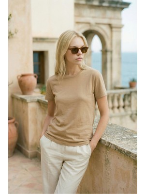 Mero Life Kadın % 100 Pamuk Basic Rahat Kalıp Likralı Yumuşak Dokulu Bisiklet Yaka Tişört - Krem
