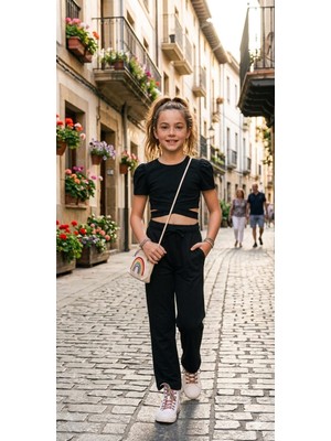 Bubiee Baby Kız Çocuk Siyah Beli Çapraz Detaylı Crop Rahat Kesim Pantolon Set
