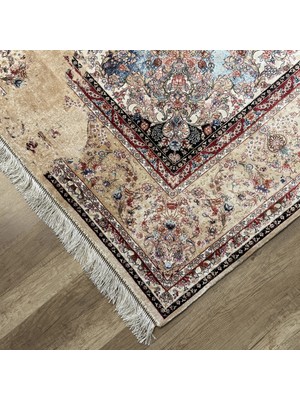 Hoom Rugs Tebriz KR03 150 Tarak Makina Halısı