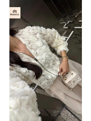 Modiva Mix Kadın 3D Gül Detaylı Fermuarlı Şık Ceket