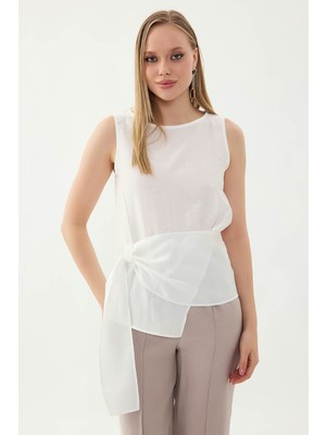 Vitrin Sıfır Kol Önü Detaylı Bluz