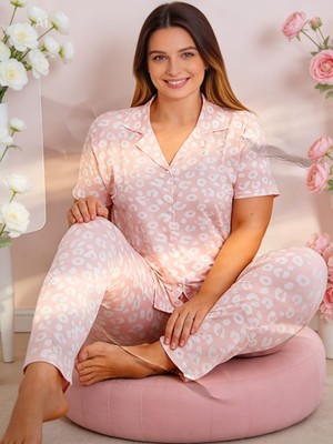 NiCe İç Giyim Büyük Beden Pudra Pembe Renk Çiçek Desen Gömlek Yaka Kısa Kol Milan Baharlık Düğmeli Kadın Pijama