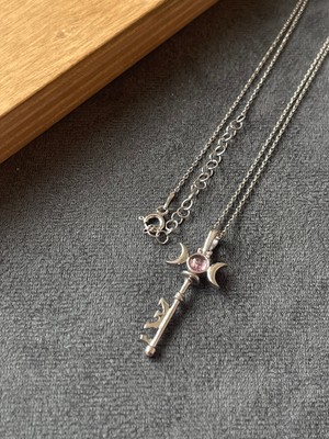 Aida Jewelss 925 Ayar Gümüş Ametist Taşlı Ay Döngüsü Anahtar Gümüş Kolye 45CM