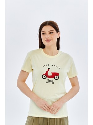 Trender Bella O Yaka Relaxed Fit Kadın T-Shirt Cıao Açık Sarı