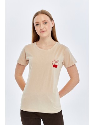 Trender O Yaka Relaxed Fit Kadın T-Shirt Kiraz Taş