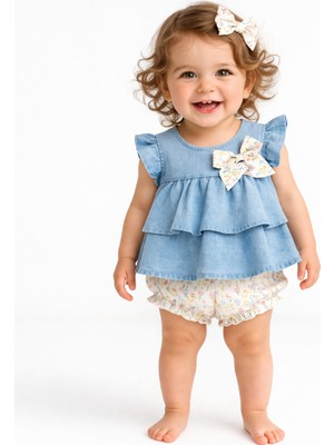 Tongs Baby Blue Blossom Kız Bebek Takım – Fırfırlı Denim Bluz & Çiçek Desenli Şort | %100 Pamuk Alt