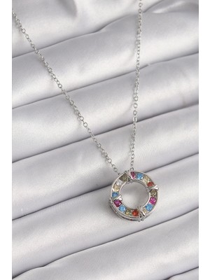 İsingir Shopping Çelik Gümüş Renk Zincir Renkli Zirkon Taşlı Xoxo Model Kadın Kolye
