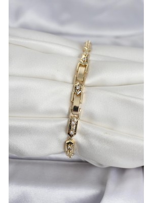 Pirinç Gold Renk Kutup Yıldızı Işleme Kadın Bileklik - Lisinya