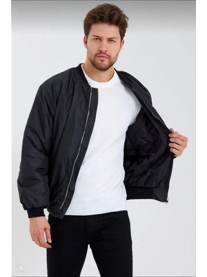 Pileli Store Siyah Bomber Mont – Su Itici Kumaş, Kapitone Astarlı, Fermuarlı -