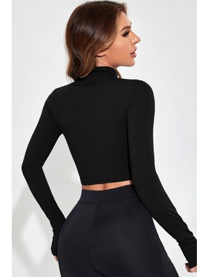 Kadın Siyah Uzun Kol Fermuarlı Parmak Geçme Detaylı Dik Yaka Crop Top Bluz