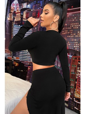 Kadın Siyah Uzun Kol Göğüs ve Göbek Dekolteli Fermuarlı Crop Top Bluz
