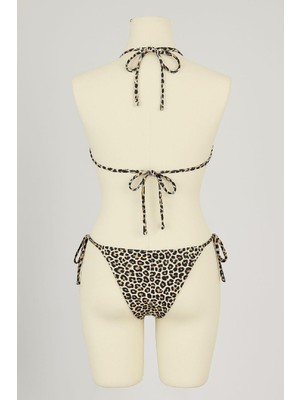Kadın Siyah ve Leopar Detaylı Yandan Bağlamalı Bikini Takımı