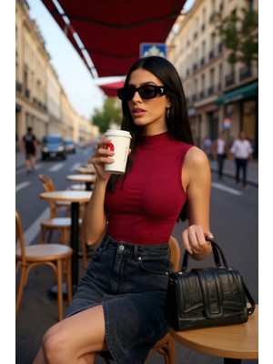 Kadın Bordo Kolsuz Balıkçı Yaka Basic Bluz