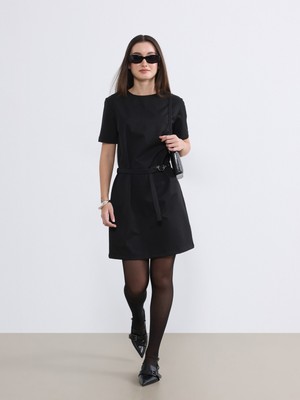 Soulife Petite Bisiklet Yaka Kemerli Mini Elbise