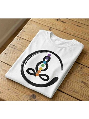 Zeda By Es Özel Tasarım 7 Çakra ve Meditasyon Figürlü Unisex Tişört