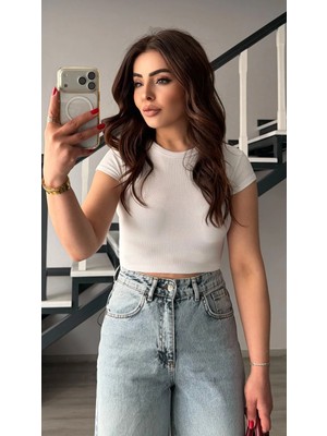 Elisin Beyaz Fitilli Crop Bluz