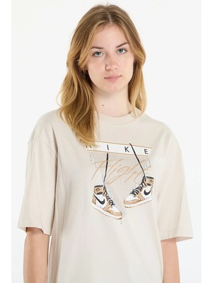 Nike Jordan Flight Women's Oversized T-Shirt Kadın Grafik Logo Pamuklu Tişört Krem