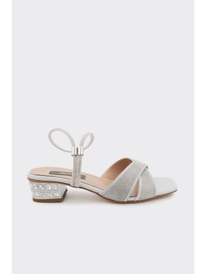 Derinet Taş Işlemeli Bilekten Bantlı Kadın Abiye Ayakkabı