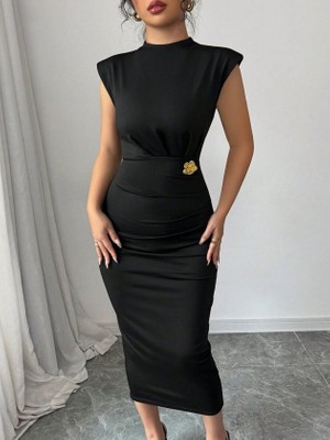 Livizmir Moda Kadın Yarı Balıkçı Yaka Kısa Kollu Çicek Aksesuar Detaylı Midi Dalgıç Elbise