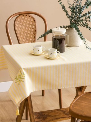 LC Waikiki Karışık Çiçek Nakışlı Masa Örtüsü 90X90 cm  (S6)