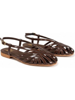 Ne&Ve Shoes Kahve Rugan Biye Kadın Günlük Sandalet