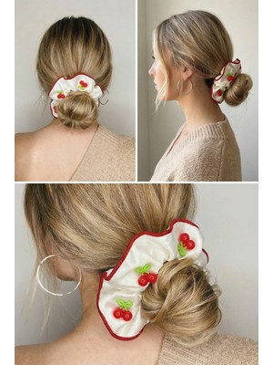 Bony Socks Kiraz Aksesuarlı Saten Ekru Lastik Toka