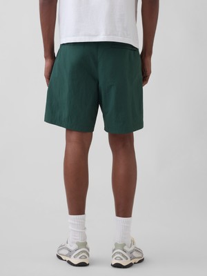 Gap Erkek Koyu Yeşil 7.5" Hibrit Şort