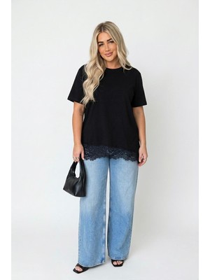 Koza Butik Kadın Büyük Beden Kısa Kollu Etek Ucu Dantel Detaylı T-Shirt 2036-26