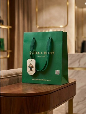 Bony Socks Katia & Bony Premium Baskılı Kraft Orta Boy Hediye Çantası – Lüks Sunum Serisi Yeşil