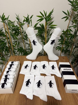 Aygan Store 7 Çift Viral Penguen Beyaz Spor Desenli Kolej Çoraplar Özel Hediyelik Kutusunda 7 Adet