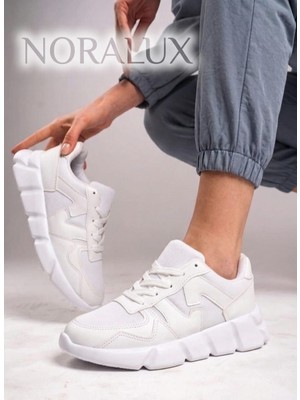 Romex Noralux Kadın Günlük Sneaker Siyah Beyaz Ortopedik Taban Detaylı Spor Ayakkabı