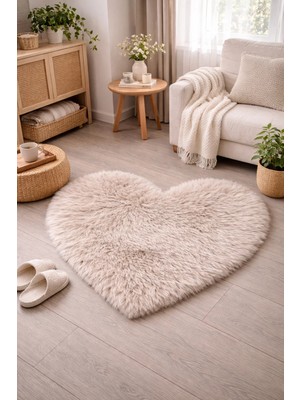 Eyprich Kuzu Post Peluş Premium Kalp Desen Yumuşak Tüylü Halı - Krem
