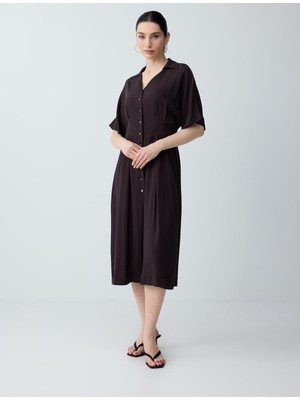 Jimmy Key Acı Kahve Dar Kesim Düğme Detaylı Gömlek Yaka Midi Elbise