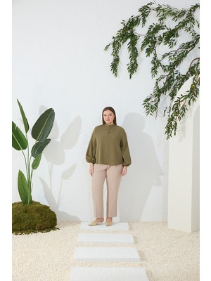 Aker Haki Dik Yaka Brit Detaylı Bluz