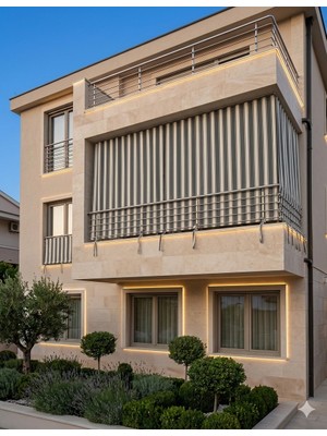 Gön Ev ve Otel Tekstili Yağmur Geçirmez Balkon Perdesi Branda Kumaş – Kalın, Bağcıklı – İsteğe Bağlı Kornişli veya Kuş Gözü Halkalı – Her Ölçüye Özel Dikim – Dış Mekan Perdesi