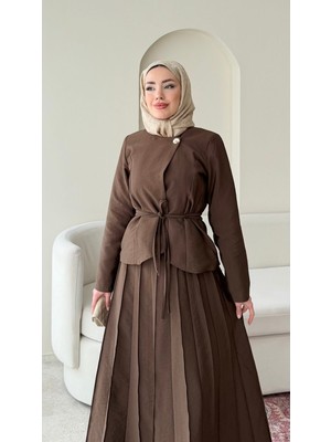 Molly Nelly Kadın Tek Düğmeli Bağcıkllı Ceket Pliseli Etek Takım