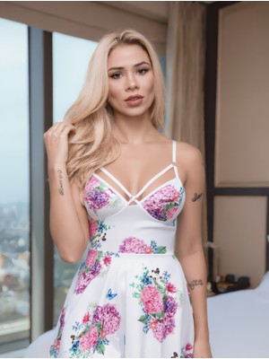 Feifei Beyaz Pırıltılı Çiçek Desenli Askılı Mini Gecelik – Micro Kumaş Rahat - FEİ6704-8517