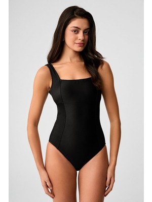 Kom Kadın Düz Renk Kare Yaka Dokulu Kumaşlı Kaplı Toparlayıcı Mayo