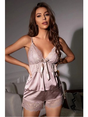 Cavalle Milano Soğuk Bej Dantel Detaylı V Yaka Saten Şortlu Takım | Nude Luxury Koleksiyonu