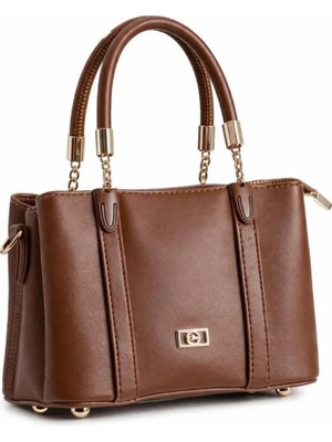 Altın Zincir Detaylı Dokulu Suni Deri Kadın El ve Omuz Çantası