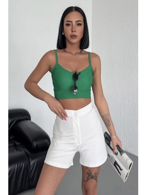 Uravas Store Tarz Rahatlığı Bir Arada Sunan Yüksek Bel Esnek Likralı Krep Şort Beyaz