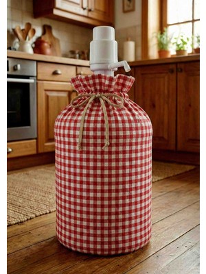 MiniStand Kırmızı Pötikare Desenli Su Damacanası Kılıfı 19 Litre Uyumlu Bağcıklı Dekoratif Damacana Örtüsü