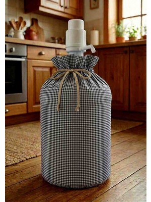MiniStand Siyah Beyaz Mini Pötikare Desenli Su Damacanası Kılıfı 19 Litre Uyumlu Bağcıklı Modern Damacana Örtüsü