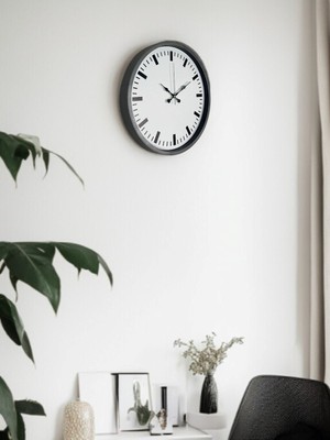 Uravas Store 36 cm Gri Sade Dekoratif Duvar Saati