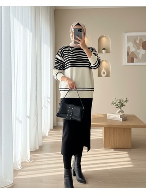 Moda Morfo Bisiklet Yaka Çizgili Etekli Triko Takım  -Siyah