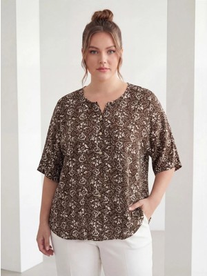 Rmg Çıtır Desenli V Yaka Büyük Beden Bluz