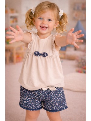 Deco Fırfır Kollu Kız Bebek Takım – Fiyonk Detaylı Kolsuz Üst & Çiçek Desenli Şort 0-3 Yaş Yazlık Pamuklu Takım