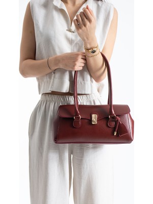 Dev 3 Adam Nçs Baget Kadın Kol Çantası Kapaklı ve Kilit Kapamalı